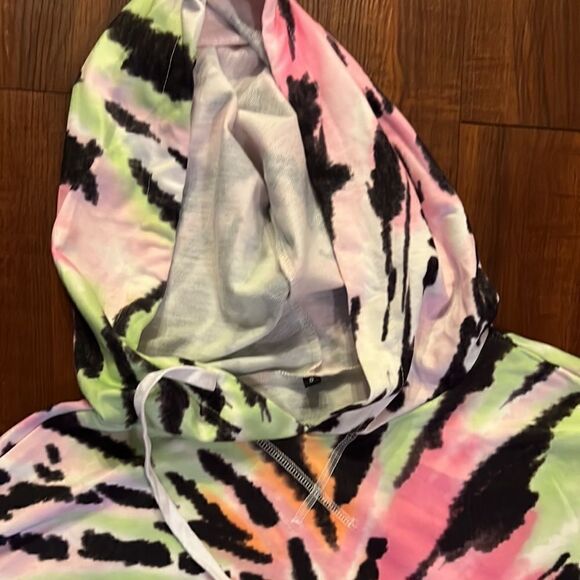 NWOT Tye Dye Pullover Hoodie Women’s Sweater - Lightweight - Size Small - Picture 4 of 4
